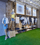 grasscarpet-retailDisplay